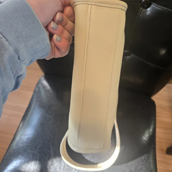 Vintage Coach Cream Shoulder Bag No. M8D - 9997 - Picture 6 of 13